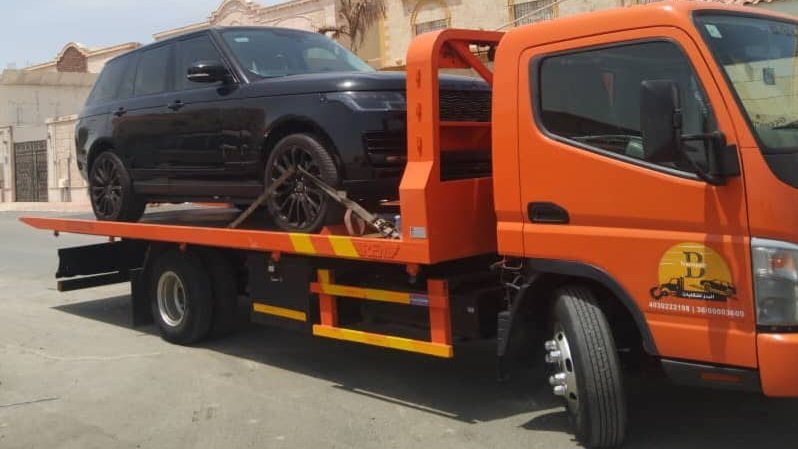 تحميل سياراه رنجروفر علي سطحة جدة هدروليك معطله للصلاح